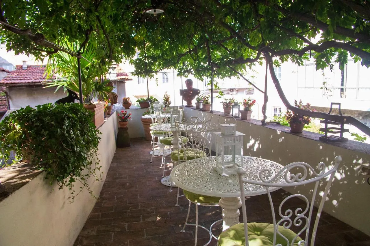 Apartment Bed and Breakfast Locanda Sant' Agostino Lucca Italien